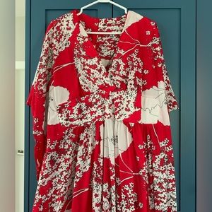 Flowy Vintage Kimono-Style Floral Maxi Dress